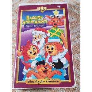 Raggedy Ann & Andy’s Holiday Adventure VHS  Gold 1995 Rare Find